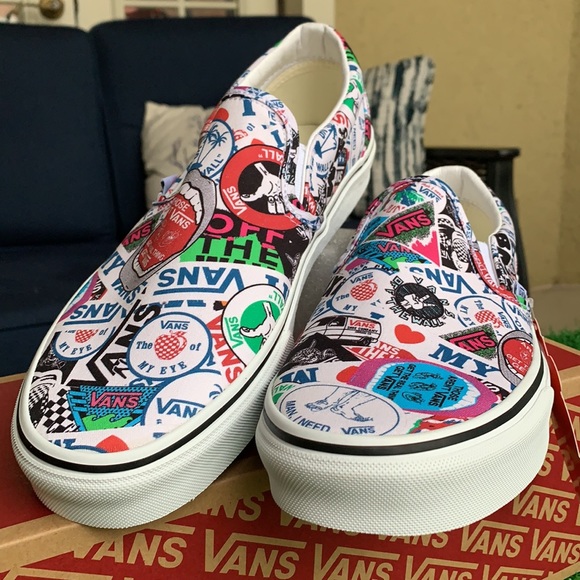 VANS Men’s CLASSIC SLIP-ON VANS MASH UP STICKERS/TRWHT Sneakers - Picture 9 of 16